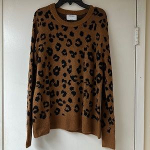 Old Navy Leopard Sweater Large